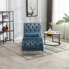 Chaise longue in velluto con design a "S", schienale capitonné, borchie e gambe in acrilico