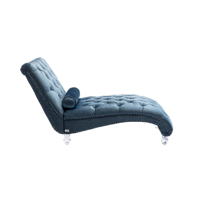 Chaise longue in velluto con design a "S", schienale capitonné, borchie e gambe in acrilico