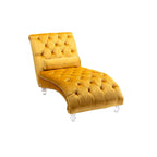 Chaise longue in velluto con design a "S", schienale capitonné, borchie e gambe in acrilico