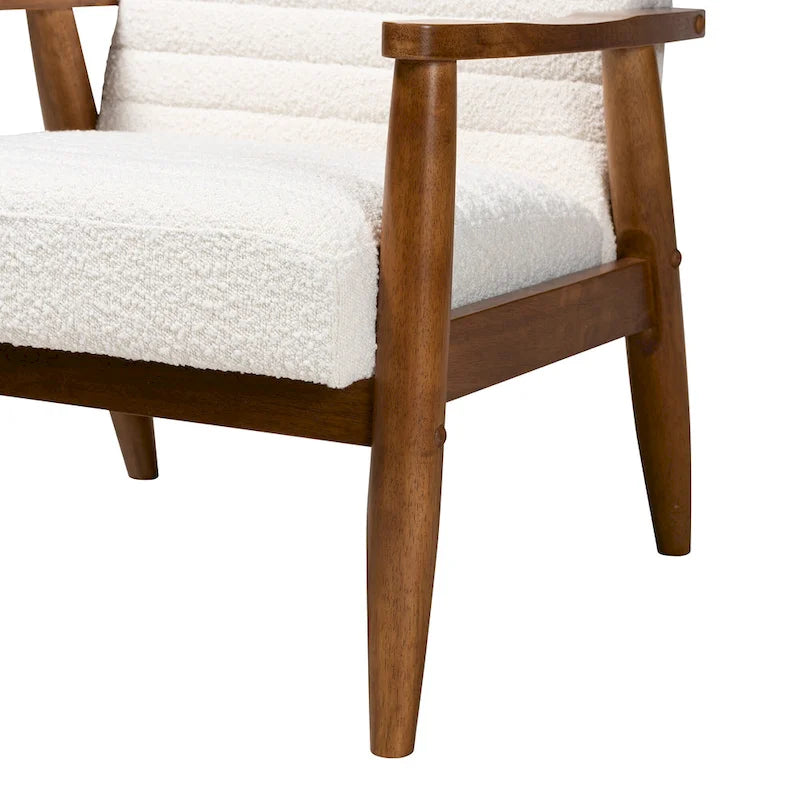 Poltrona Mid-Century Moderna in Tessuto Bouclé Crema con Gambe in Legno Noce Marrone