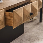 Tavolino rotondo in legno con design a botte