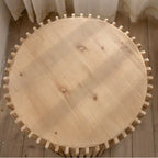 Tavolino rotondo in legno con design a botte